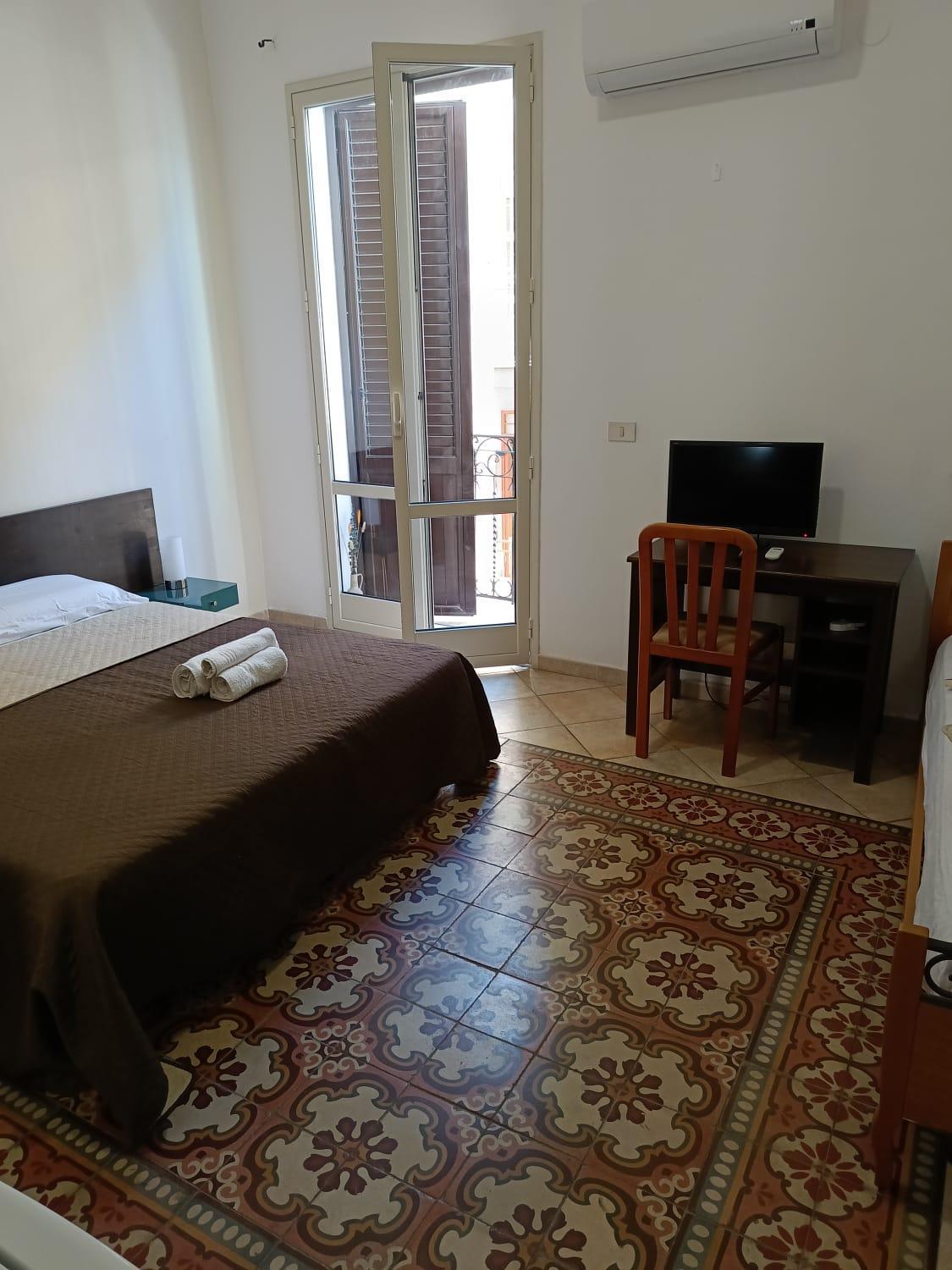 Bed and Breakfast Da Cappellini Изола-делле-Феммине Экстерьер фото